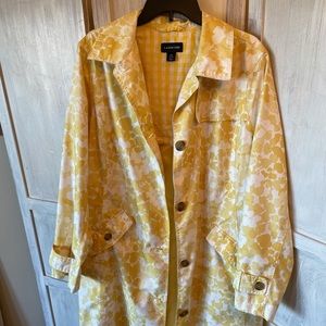 Yellow Land’s End Trenchcoat
